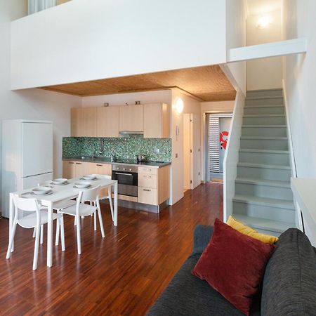 White And Brown Exclusive Loft With Terrace - Free Parking - M2 Station Apartment Milano Exterior foto