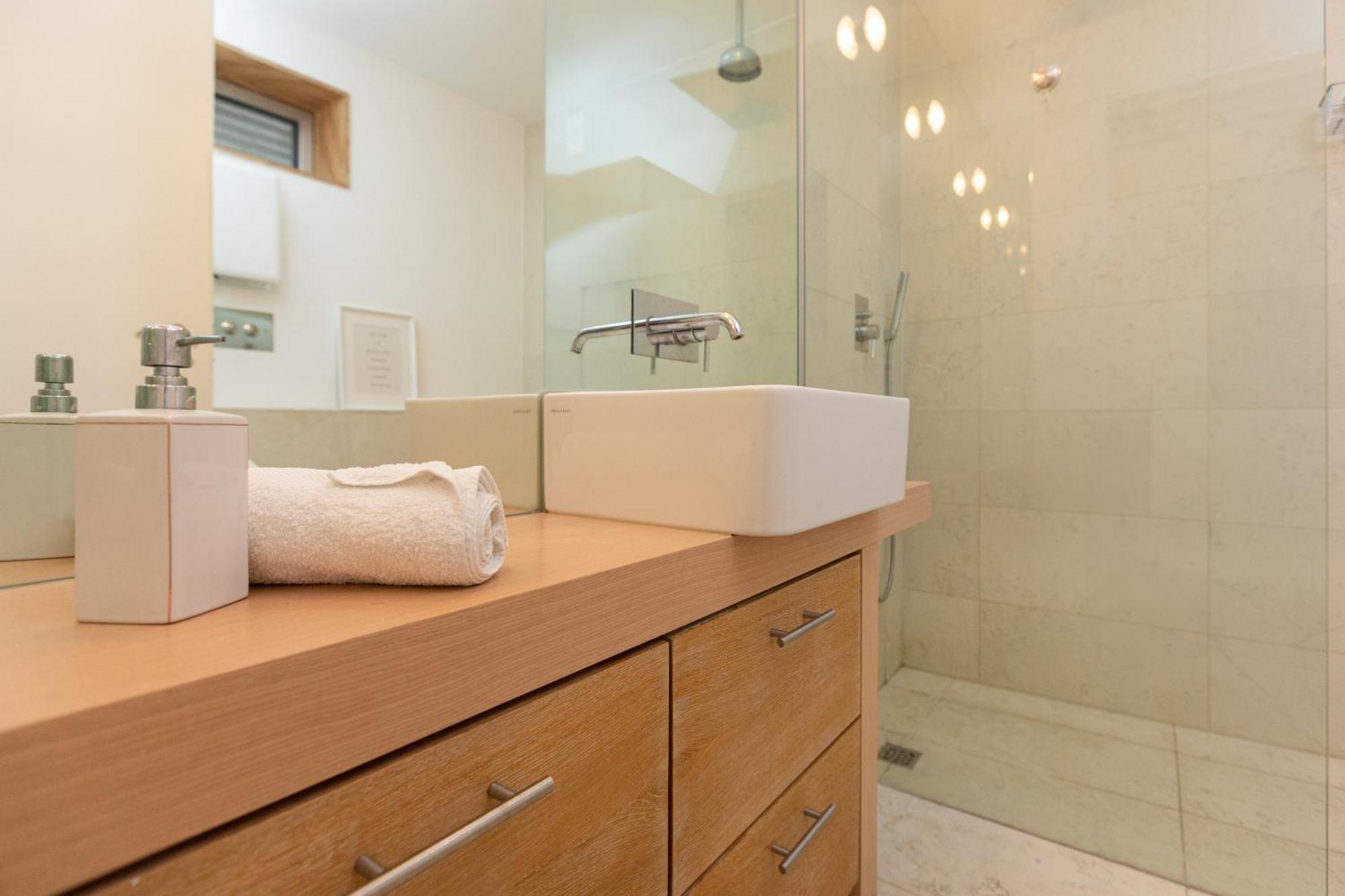 White And Brown Exclusive Loft With Terrace - Free Parking - M2 Station Apartment Milano Exterior foto